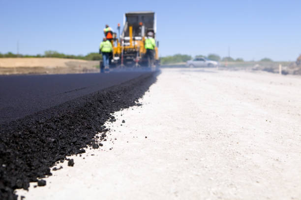 Trusted Johnston, IA Driveway Paving  Experts